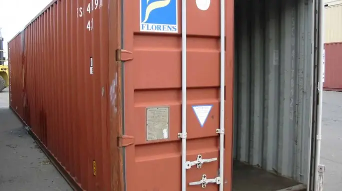40' DV Used Shipping Container